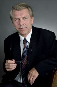 Senator Czesław Ryszka jak zwykle Prosto I Jasno